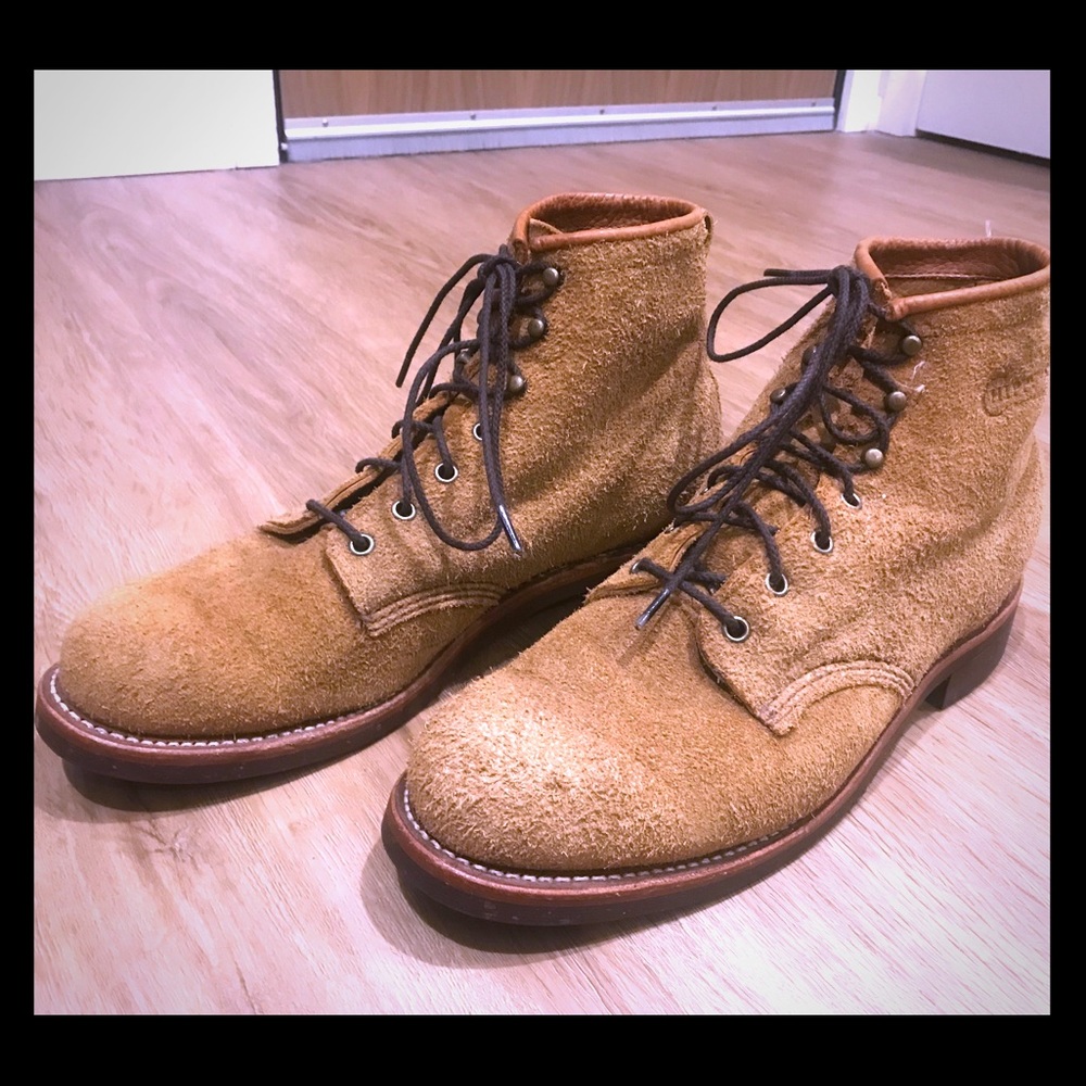 Men’s Tan Suede Lace-Up Boots by Chippewa